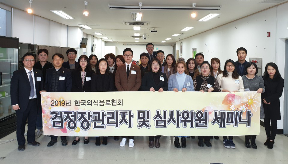 UEBF02019225184226.jpg